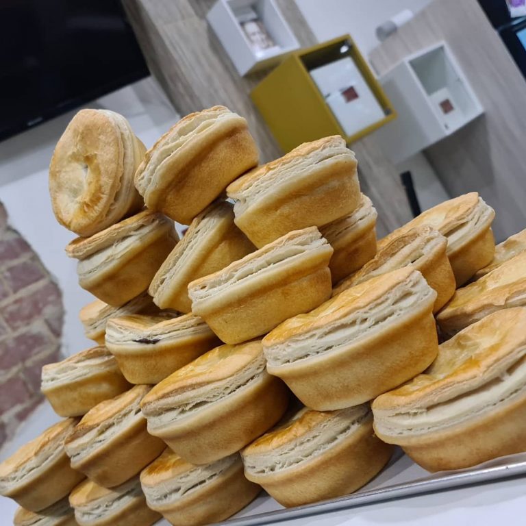 228576483 342237950714145 8779726382549509758 n 768x768