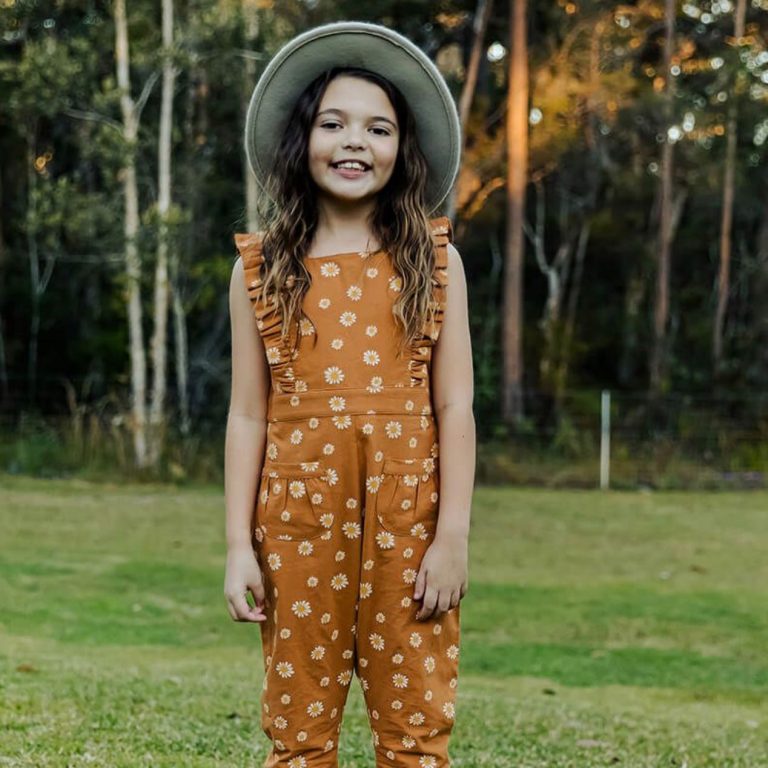 243322542 1602706739899622 6374280701339373192 n 768x768