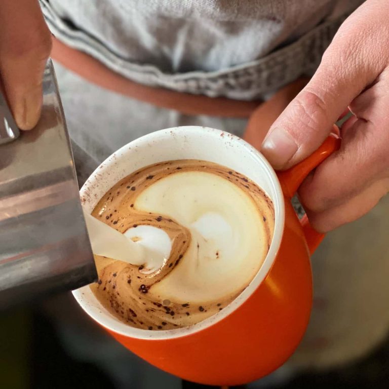 83352457 1295571980626818 2868223063424499712 n 768x768