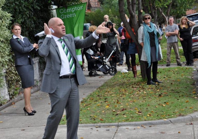 529074 10150860518456320 1424182708 n 768x541